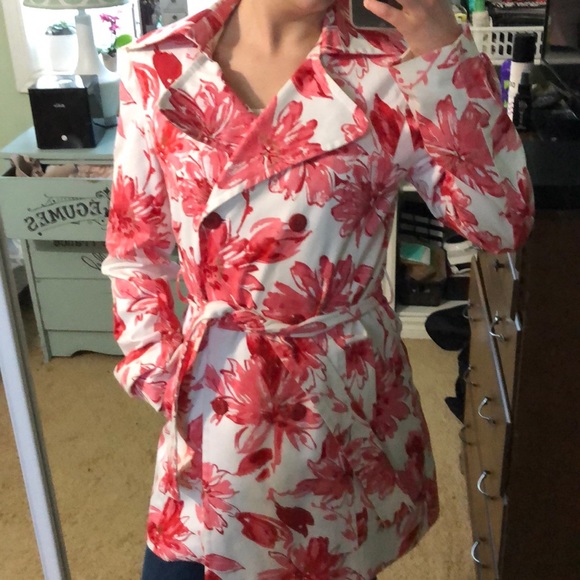 Jessica floral print trench coat - Picture 2 of 5